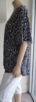 Shelz Stretch V Neck Top - Image 3